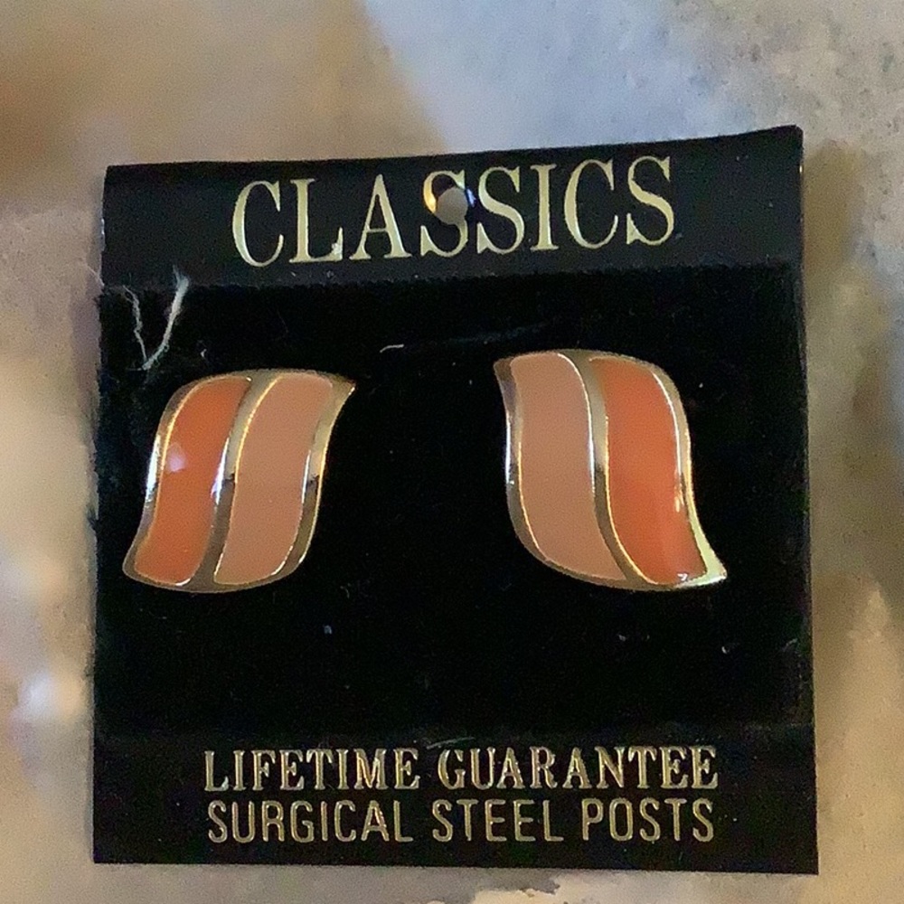 New earrings - Picture 3 of 7